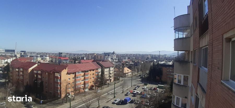 Apartament cu 3 camere decomandat în Valea Cetății