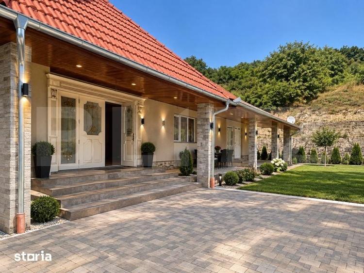 Casă cu 3 camere cu Teren 1810 Mp în Criș