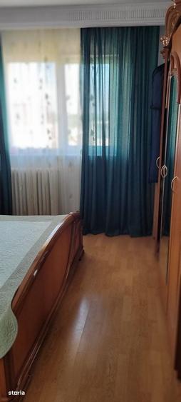Apartament cu 3 camere în Trivale