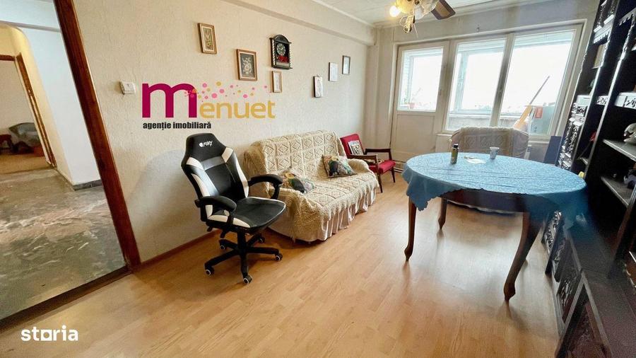 Apartament 3 camere,str.Spitalului - 9