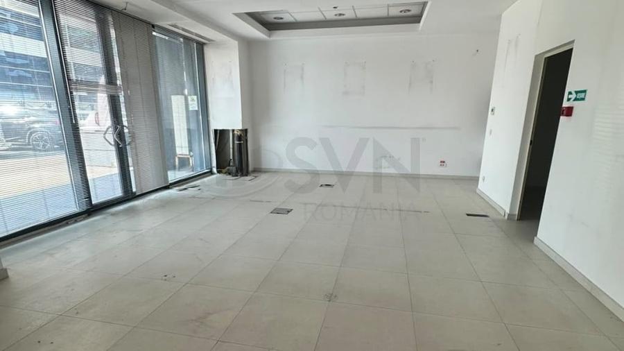 Spațiu comercial, de 152 mp, în Central