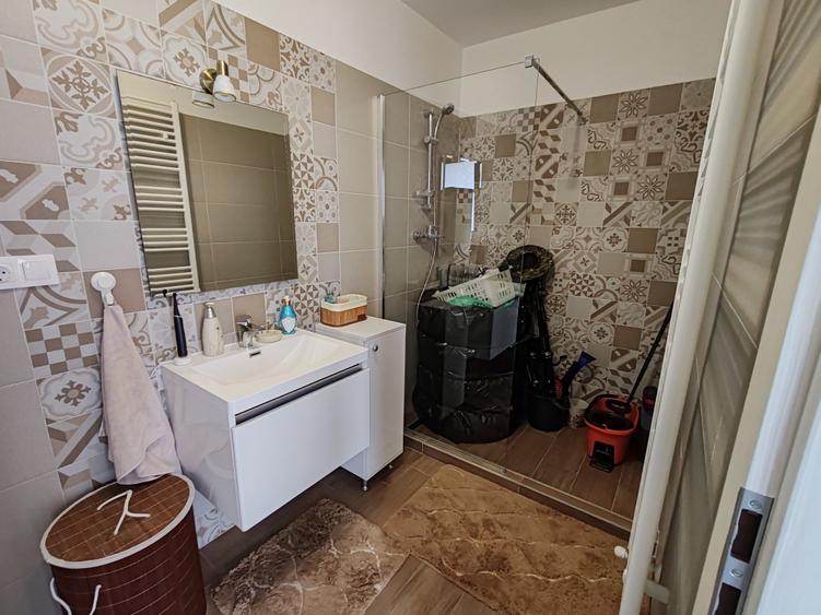 Casă individuală cu 2 camere cu Canalizare în Ghimbav