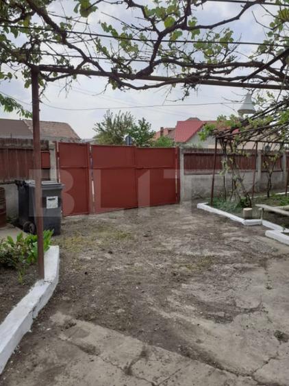 Casă cu 3 camere cu Teren 388 Mp în Central