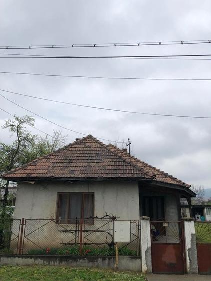 Casă cu 3 camere în Bonț