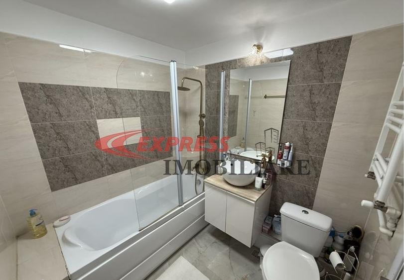 Apartament cu 3 camere decomandat în Dristor
