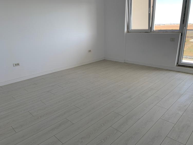 Apartament cu 2 camere nedecomandat în Berceni