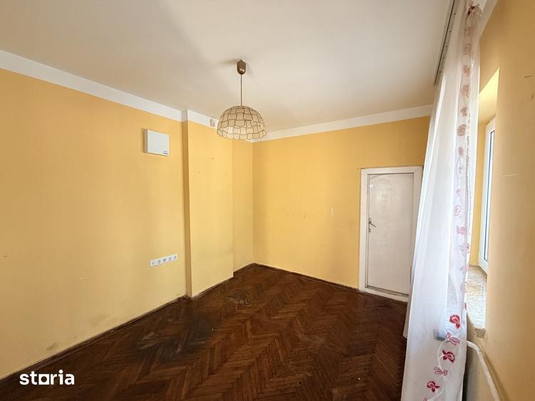Casă cu 3 camere cu Teren 252 Mp în Șega