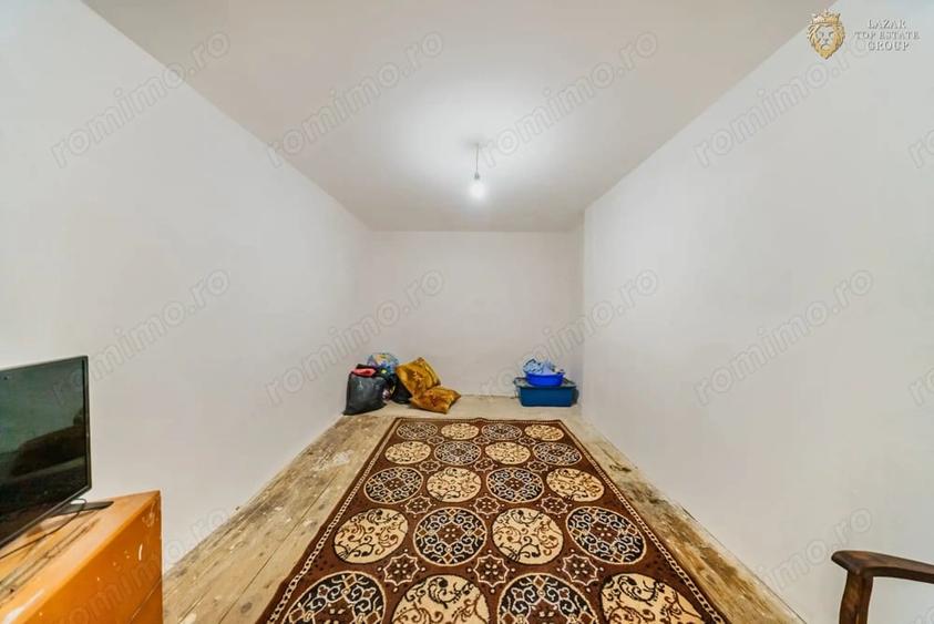 Casă cu 3 camere cu Teren 2880 Mp în Zărand