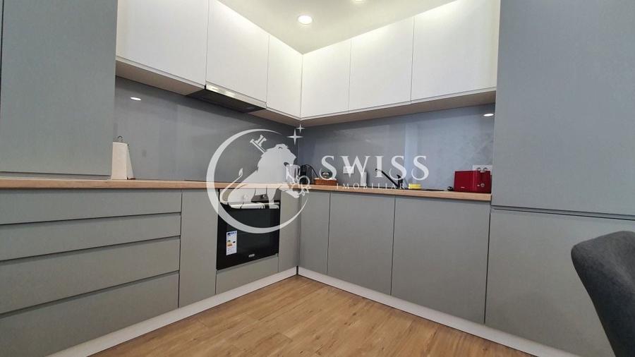Apartament cu 2 camere semidecomandat, mobilat în Central
