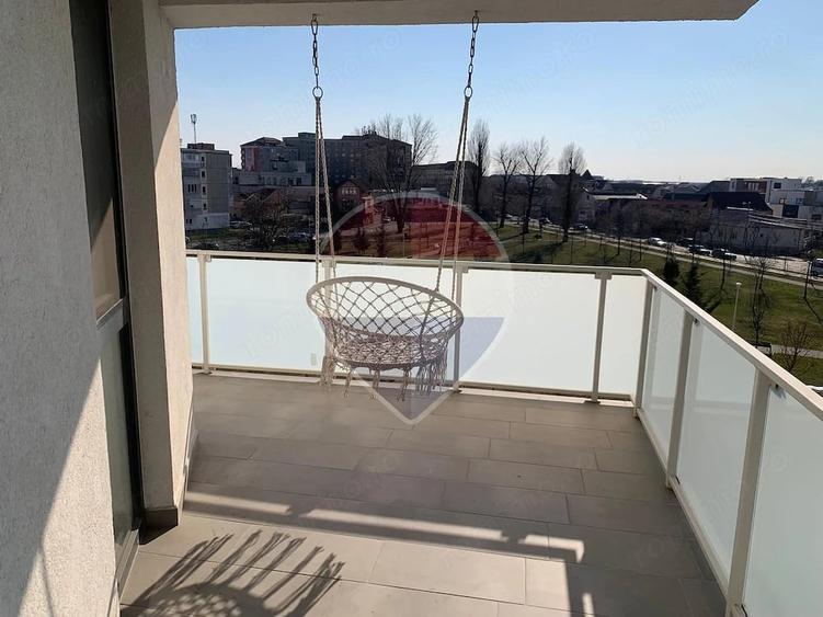 Apartament cu 3 camere decomandat în Orașul Nou