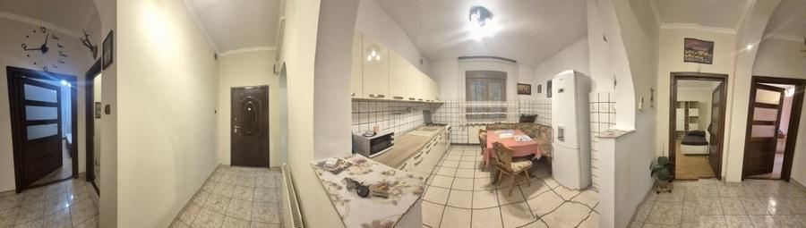 Apartament cu 4 camere decomandat în Chișoda