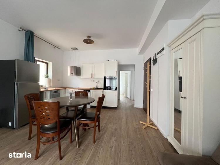 Apartament cu 3 camere, mobilat în Km 4