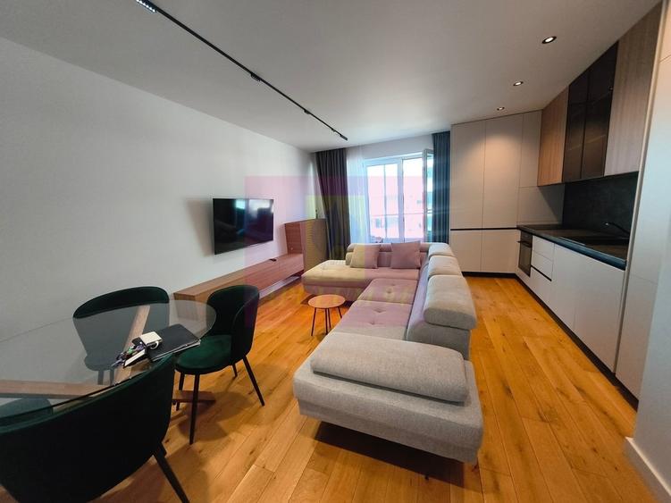 Apartament cu 3 camere decomandat în Nord
