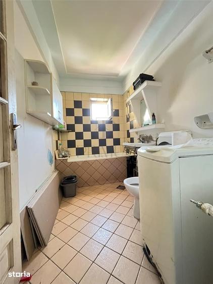 Apartament cu 2 camere semidecomandat în Dâmbovița