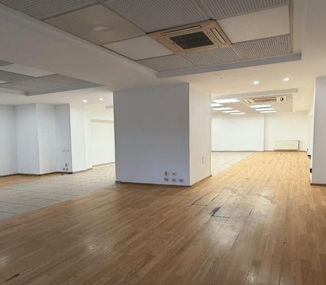Spațiu comercial, de 230 mp, în Drumul Taberei