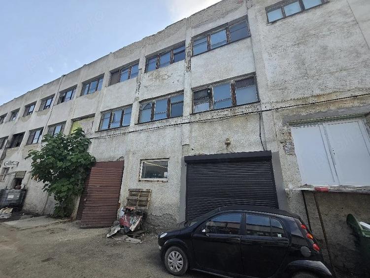 Spațiu comercial, de 400 mp, în Central
