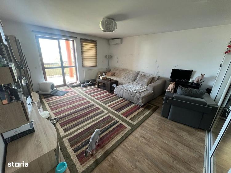 Apartament cu 3 camere în Sud