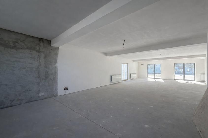 Spațiu comercial, de 130 mp, în Mihail Kogălniceanu