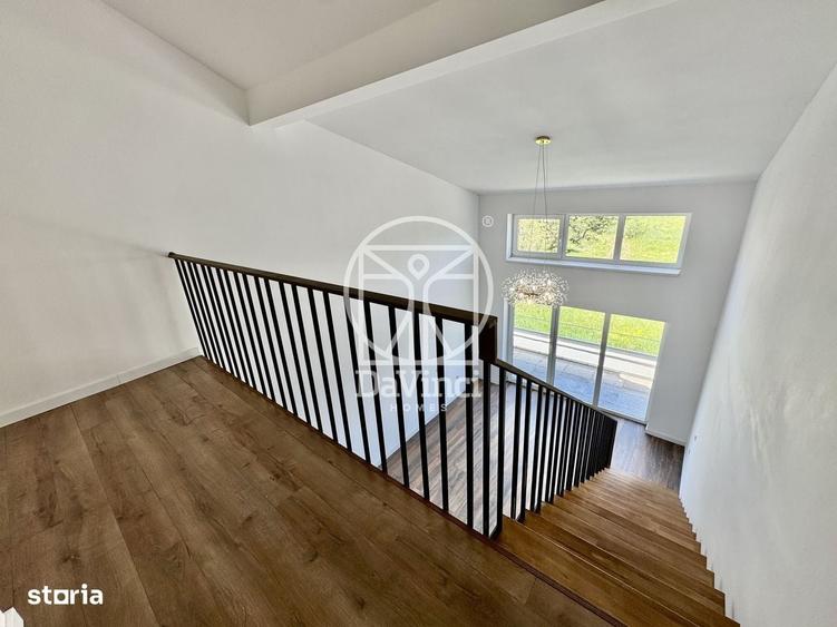 Apartament cu 4 camere în Cristian