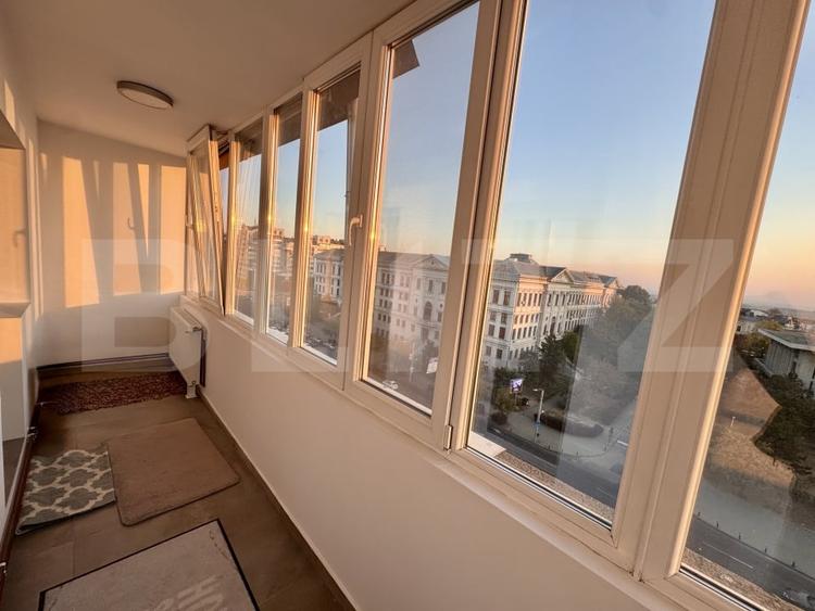 Apartament cu 3 camere decomandat, mobilat în Ultracentral