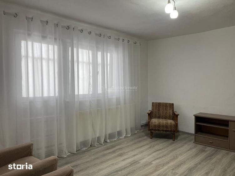 Apartament cu 2 camere semidecomandat în Central