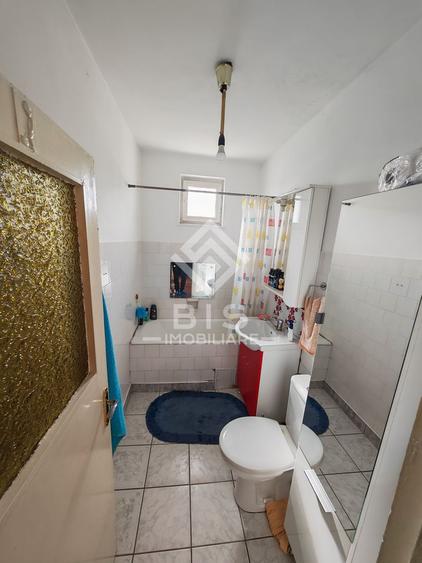Apartament cu 3 camere decomandat în Calea Moldovei