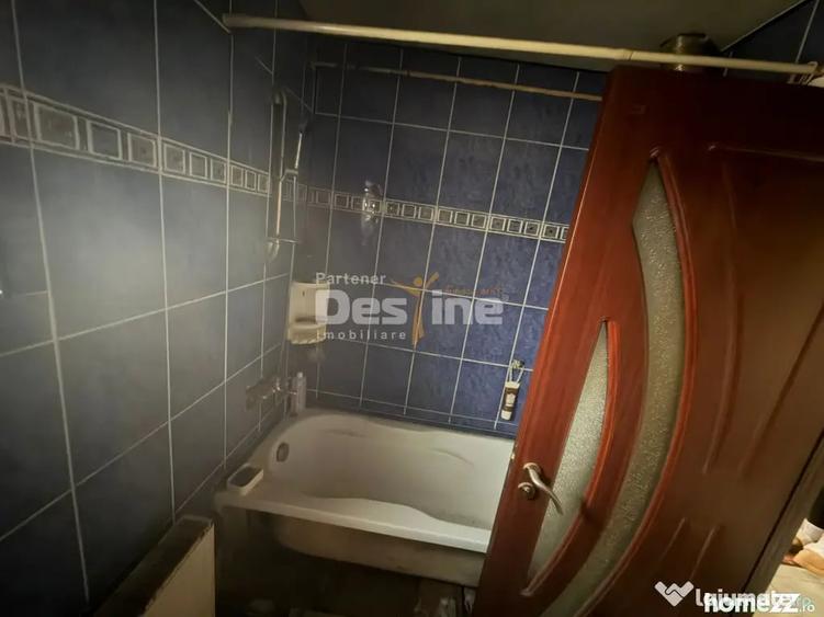 Casă cu 3 camere cu Teren 900 Mp în Giulești