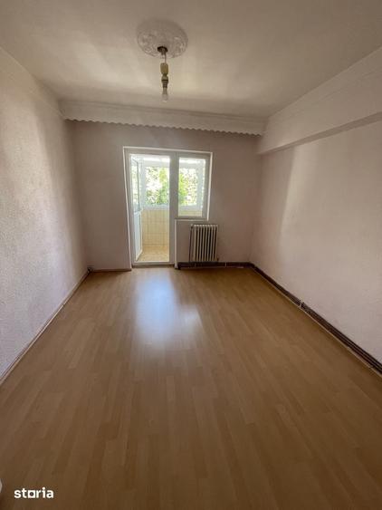 Apartament cu 4 camere în Galata