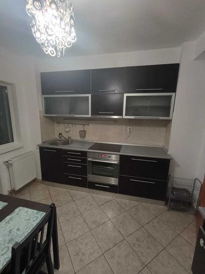 Apartament cu 2 camere decomandat în Zorilor