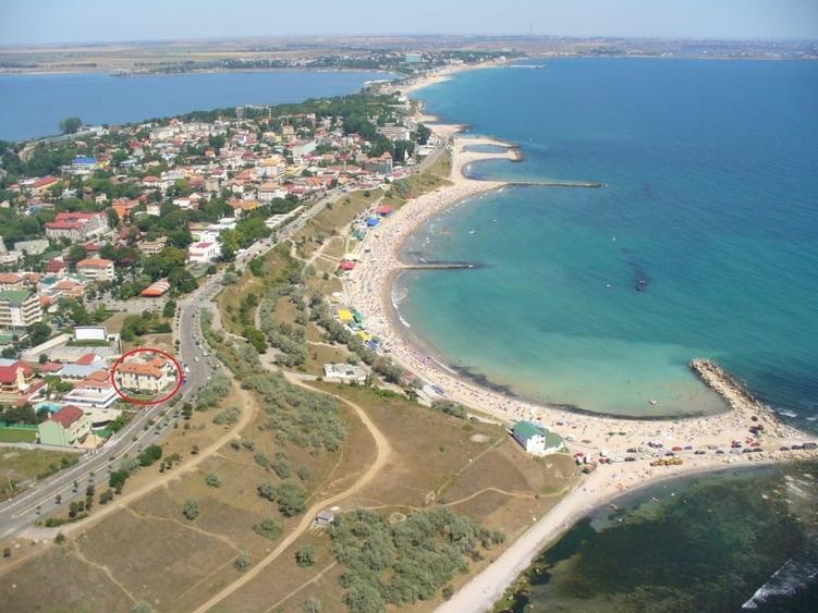 Casă individuală cu 5 camere cu Teren 315 Mp în Central