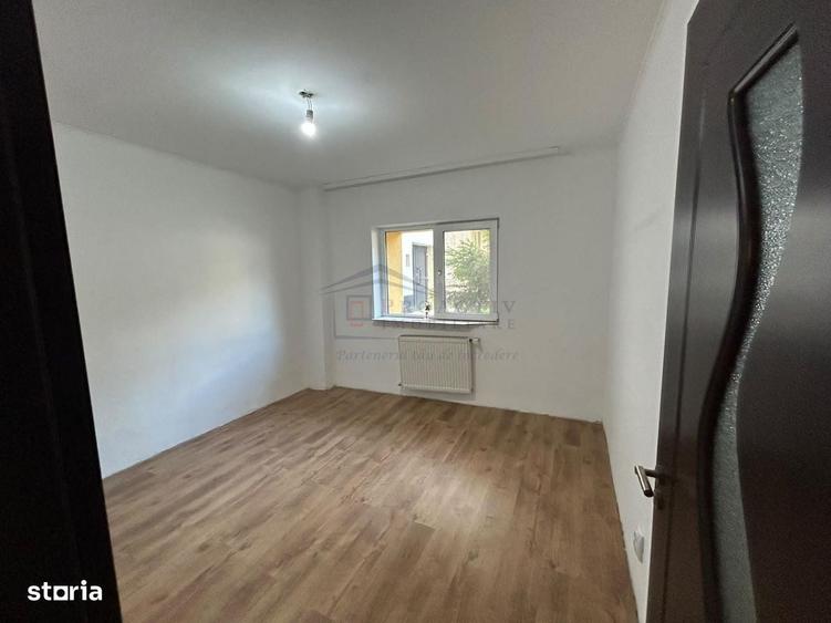 Apartament cu 4 camere decomandat în Obcini