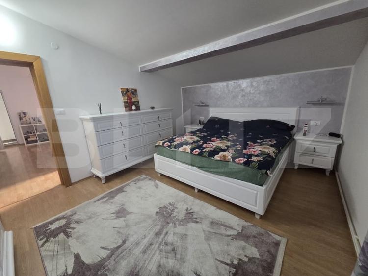 Casă individuală cu 6 camere cu Canalizare în Micro 3