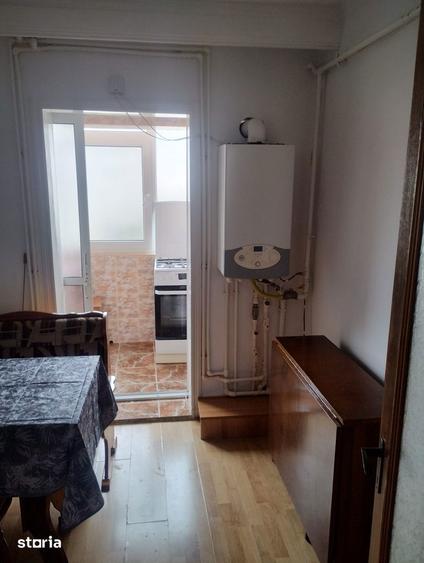 Apartament cu 3 camere în Inel II