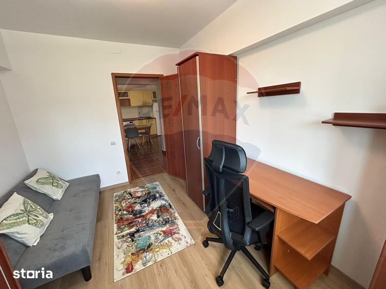 Apartament cu 3 camere decomandat, mobilat în Drumul Taberei