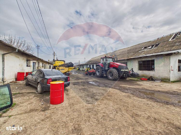 Spațiu comercial, de 7,850 mp, în Lehliu