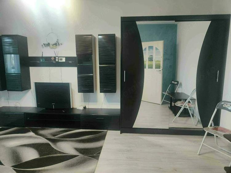 Apartament cu 2 camere decomandat în Dobroești