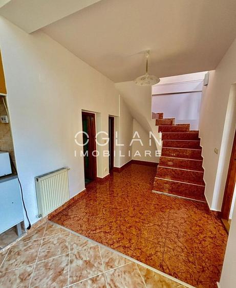 Casă individuală cu 5 camere cu Canalizare în Calea Dumbrăvii