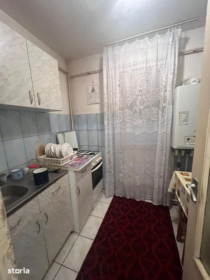 Apartament cu 3 camere în Micro 38