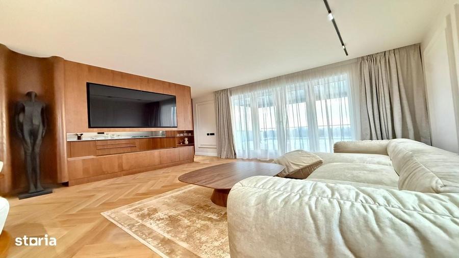 Apartament cu 4 camere în Central