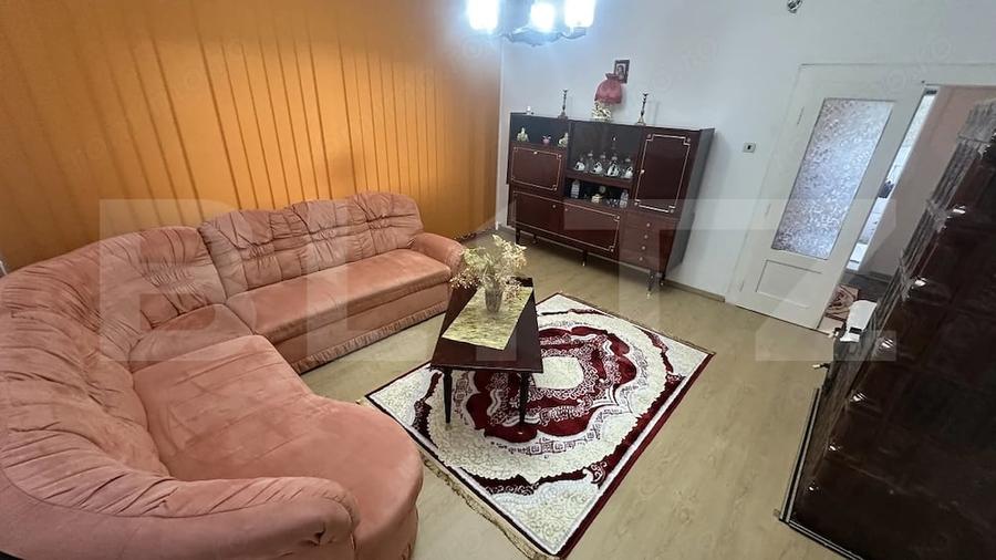 Casă cu Teren 200 Mp în Central