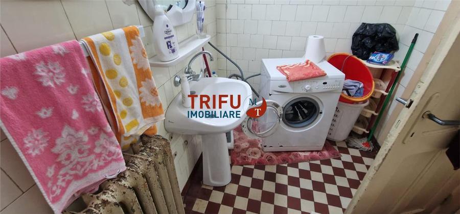 Casă individuală cu 4 camere cu Canalizare în Cetate