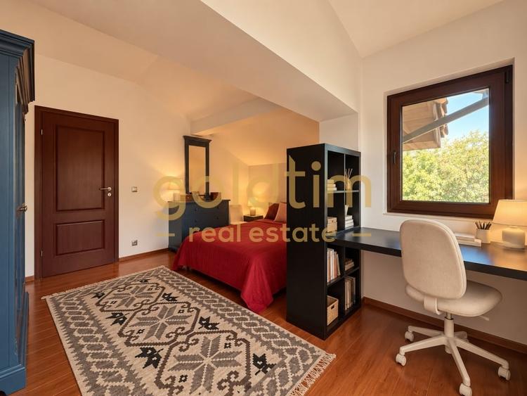 Duplex cu 4 camere cu Canalizare în Ciofliceni