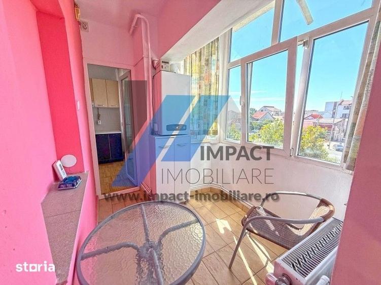 Apartament cu 2 camere decomandat în 1 Mai