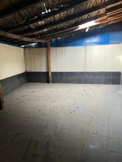 Casă individuală cu 8 camere cu Canalizare în Prelungirea Ferentari