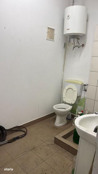 Spațiu comercial, de 150 mp, în Borș