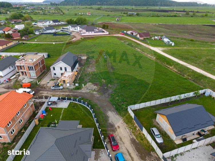 Teren de 1016 mp, în Hărman