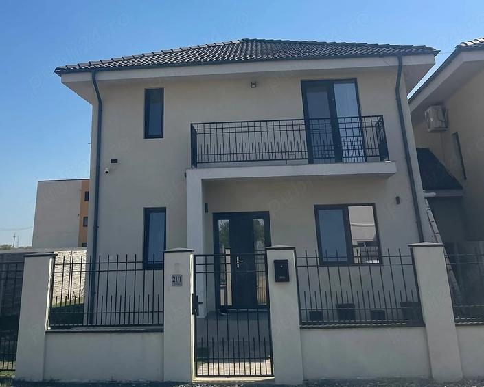 Casă cu Teren 290 Mp în Giroc