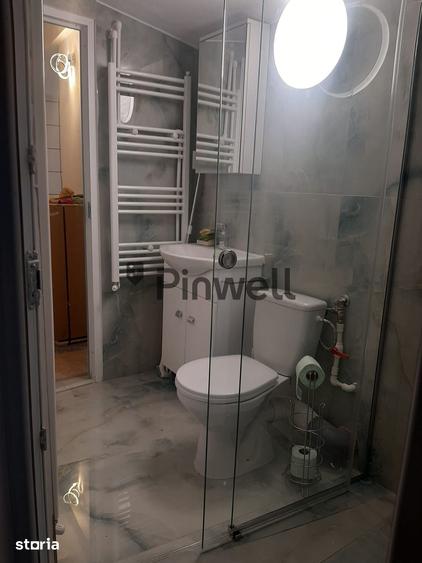 Spațiu comercial, de 60 mp, în Andronache