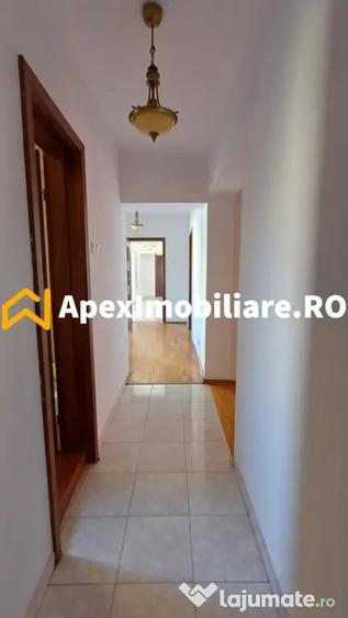 Apartament 4 camere de vanzare Unirii Parcare Privata / Gara - 16