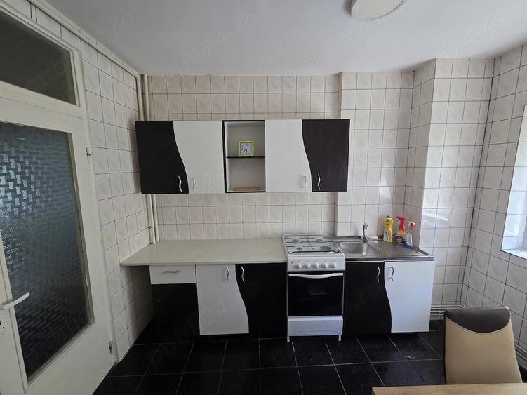 Apartament cu 2 camere decomandat în Govândari